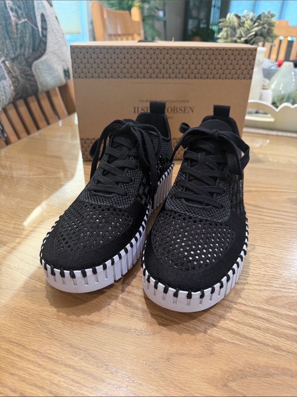 Ilse Jacobsen - tulip - Black Knit Platform Sneakers with White Sole - Picture 1 of 3
